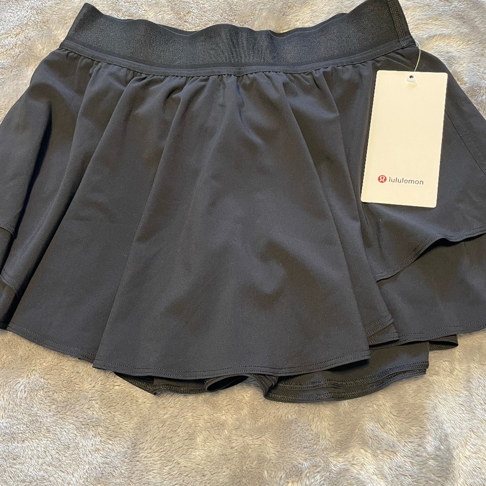 Brand new Lululemon Court Rival Skirt